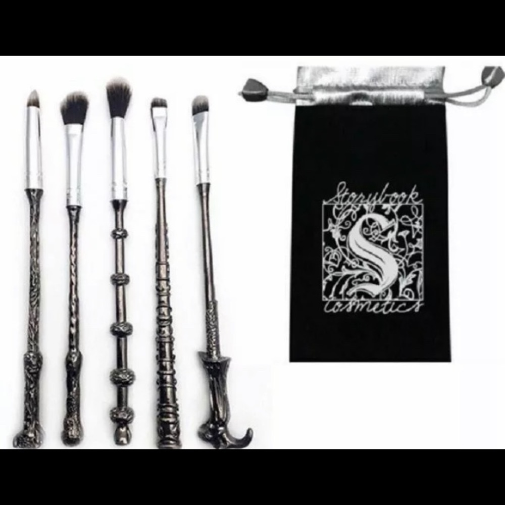 Storybook Cosmetics Harry Potter Wand Brush zest